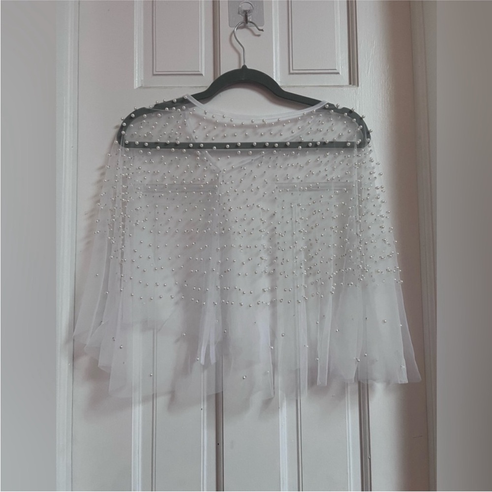 NWOT pearl bridal topper